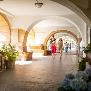 Hotel Murtenhof & Krone - Impressions - Promenade sous les arcades ombragées